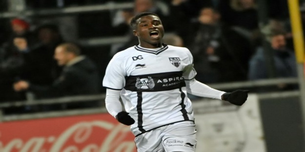 İşte Moussa Sow'un Bursaspor'a önerdiği sağ bek! Moussa Wague