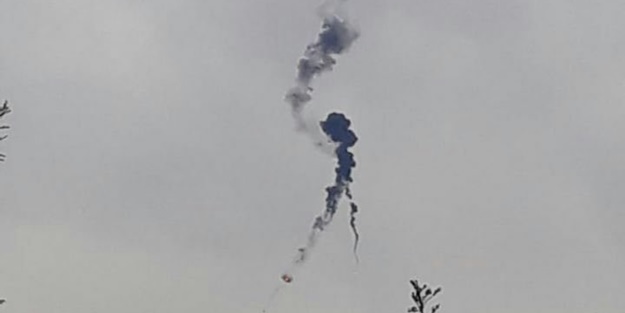 İşte o anlar! İdlib'de Esed helikopteri düşürüldü