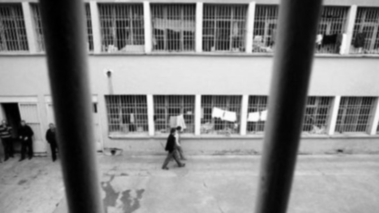 İşte o dönemin CHP zihniyetli adalet bakanları! Cezaevi koğuşu değil PKK ve DHKP-C eğitim kampı