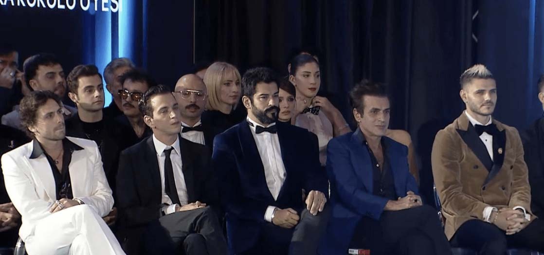 İşte o ödül töreninde çok konuşulan fotoğraf! Icardi, Teoman, Burak Özçivit... Icardi’nin eşinden bomba itiraf geldi: İstanbul’a taşınmaya ben ikna ettim!