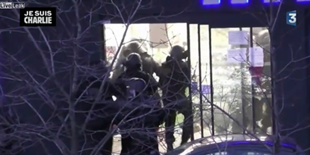 Fransız polisinin operasyon görüntüleri ortaya çıktı