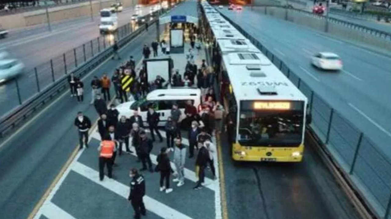 İşte şimdi hapı yuttu! Ne oldu, rengin soldu değil mi alçak?