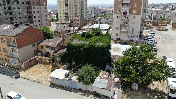 İşte Sivas'ın en çevreci evi! Görenler dönüp tekrar bakıyor