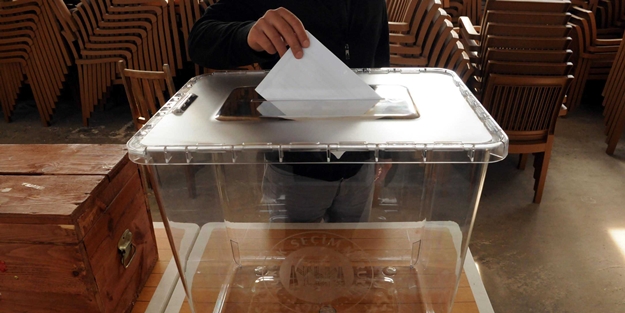 İşte son seçim anketi: AK Parti yine ezdi geçti