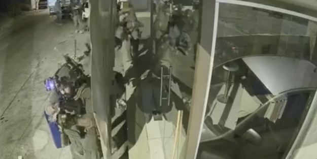 İşte terör devletinin ispatı! İsrail askerleri saldıracakları Nablus’a sivil malzeme kamyonuyla getirildi!