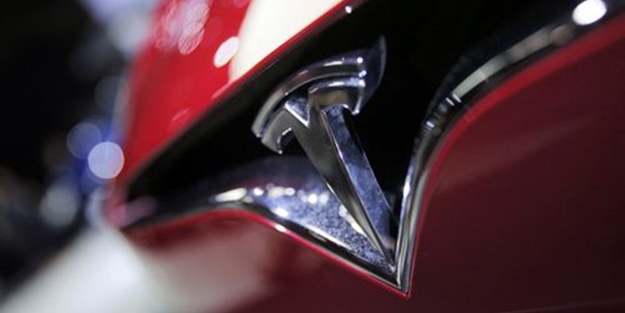 İşte Tesla'nın merakla beklenen otomobili!