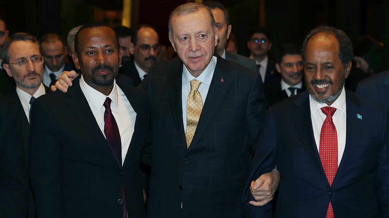 İşte Türkiye ve emperyalistler arasındaki fark!