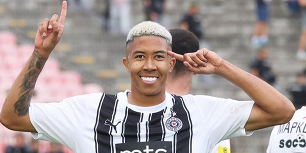 İşte Türkiye'nin ünlü takımı bir ay içinde... Rakam ortaya çıktı... Bu kez formayı giyecek mi?