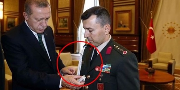 İşte yaverlerdeki o kordonun anlamı!