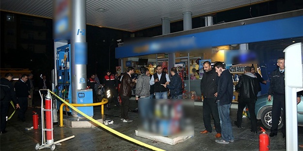 İşten çıkarıldı silahına sarıldı