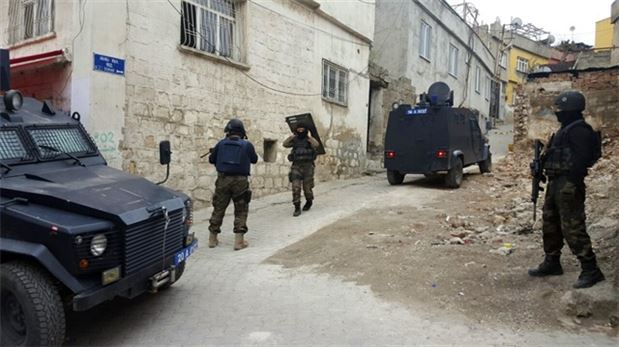 İstihbarat üzerine polis harekete geçti: 10 gözaltı