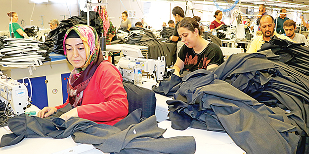 İstihdam artıyor işsizlik azalıyor