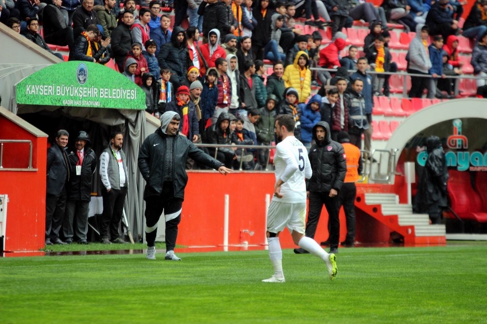 İstikbal Mobilya Kayserispor hazırlık maçında Adana Demirspor’a mağlup oldu 