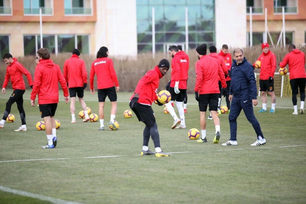 İstikbal Mobilya Kayserispor’un 23 ve 24 hafta maç programı belli oldu 