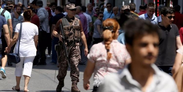 Özel harekat İstiklal Caddesi'nde