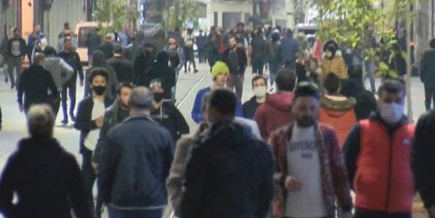İstiklal Caddesi'nde yoğunluk yaşandı