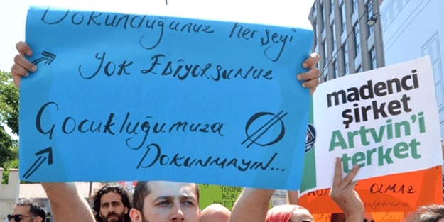 İstiklal'de 'Yeşil Yol' protestosu