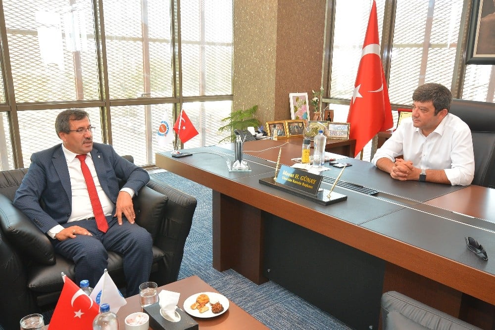 ISUBÜ Rektörü Diler: “Batı Antalya’yı tarımın Silikon Vadisi yapalım” 