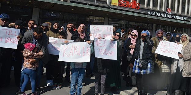 İsveç medyasının Müslümanlara yönelik yayınları protesto edildi