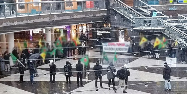 İsveç'te PKK'lılar sokağa indi