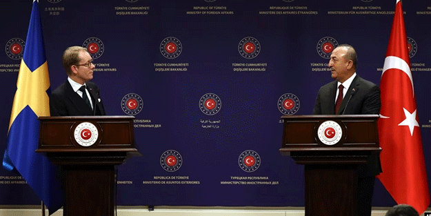 İsveç: Yeni terör yasası Türkiye'yi ikna etmeli