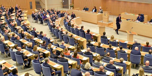İsveç'te 130 gün sonra nihayet hükümet kuruldu