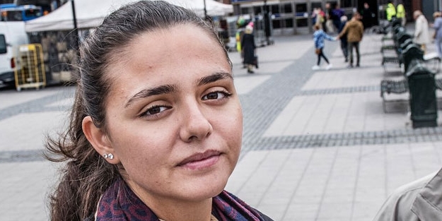 Bir Müslüman siyasetçi daha istifa etti