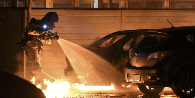 3 günde 30 araç kundaklandı!