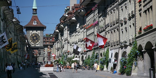 İsviçre'de bütün İslami faaliyetler yasaklandı!