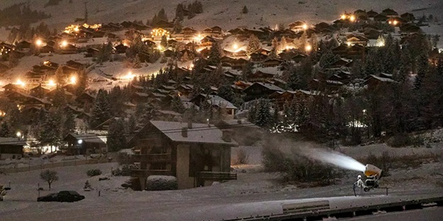 İsviçre'de yüzlerce turist karantinadan kaçtı