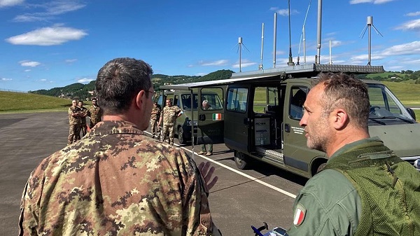 İtalya helikopter kazası kurtulan var mı?