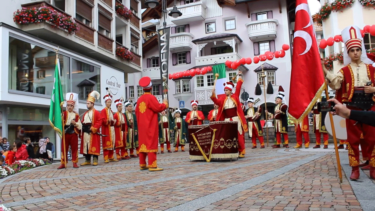 İtalya’da 300 Yıllık Bir Türk Köyü!