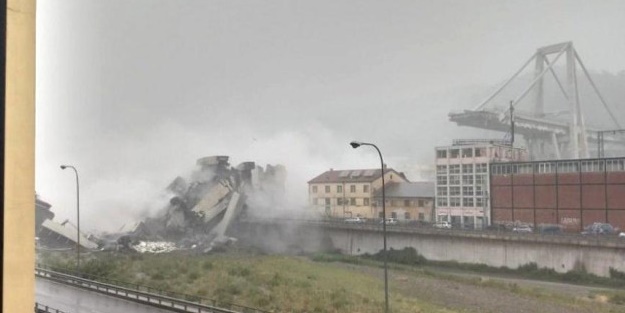 İtalya'da felaket! 12 kişi öldü, 20 bin kişiye elektrik verilemiyor