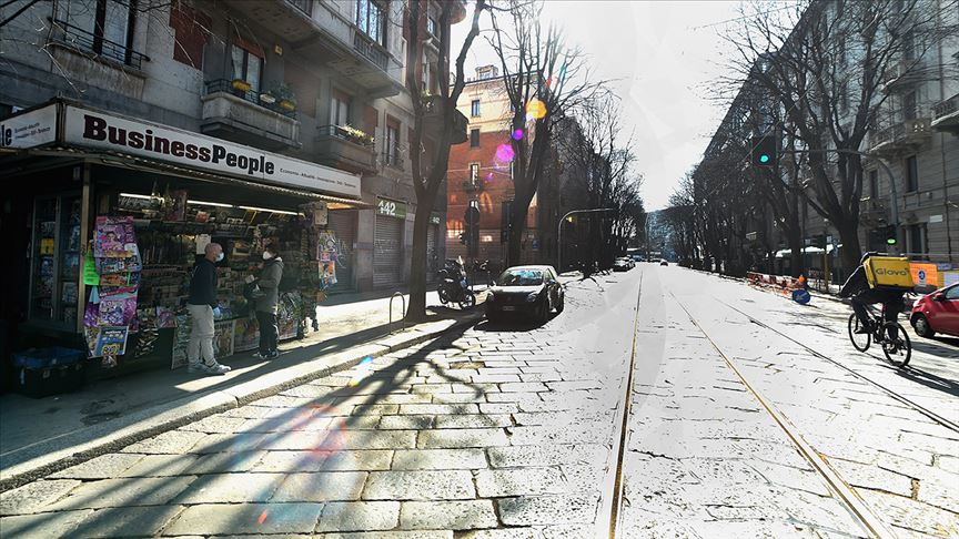İtalya'da hükümet Kovid-19 salgını için 'şimdilik yeni kısıtlayıcı önlemler' almayacak