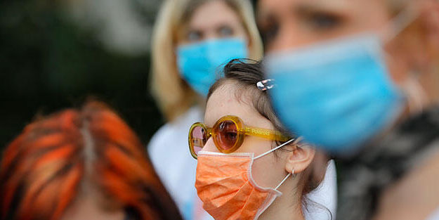 İtalya'da koronavirüs ölümleri hız kesmiyor