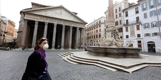 İtalya'dan flaş koronavirüs kararı