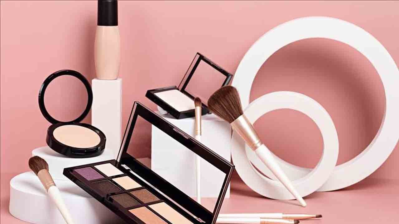 İtalya’dan kozmetik devlerine inceleme: Küçük kız çocukları hedef alınıyor