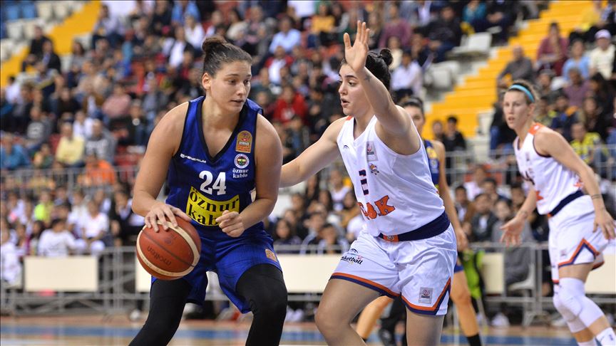 İtalyan basketbolcu, Fenerbahçe'de oynayarak hayalini gerçekleştiriyor