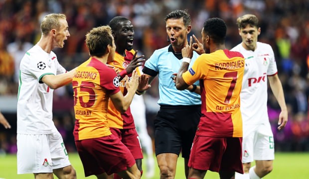 İtalyan Hakem Rocchi Galatasaraylıları çıldırttı!