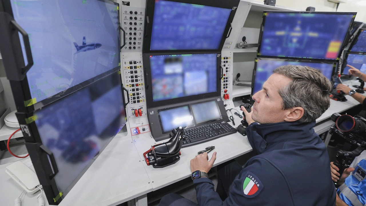 İtalyan heyet Baykar’a hayran kaldı! Savunma devleri Türk teknolojisini yerinde inceledi