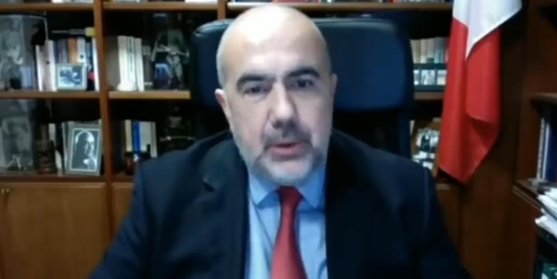 İtalyan profesörden çarpıcı açıklama: Türkiye başkalarının yapmak isteyip yapamadıklarını yapıyor