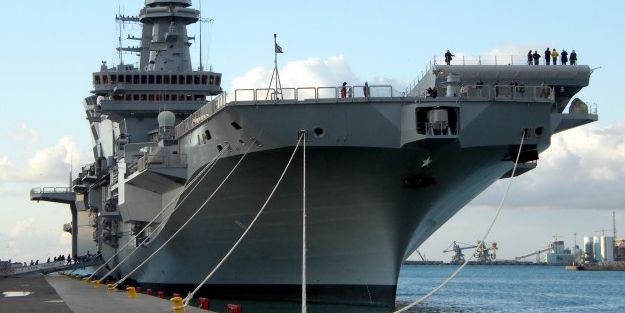 İtalyan uçak gemisi ABD'de