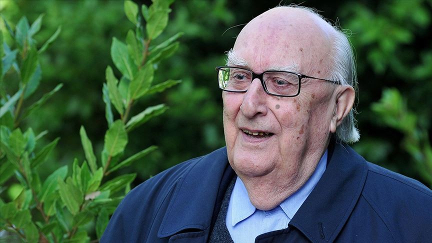 İtalyan yazar Andrea Camilleri hayatını kaybetti