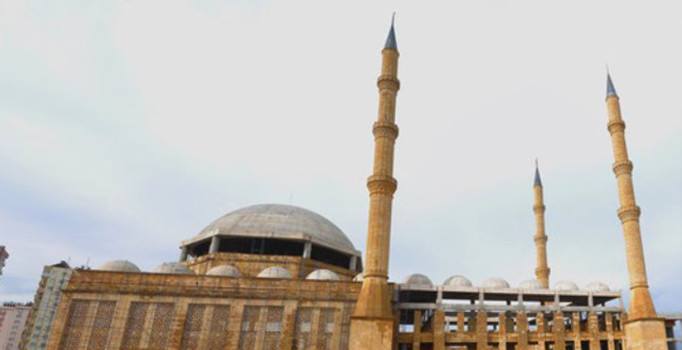 İtfaiye bu kez 'hırsız' kurtardı