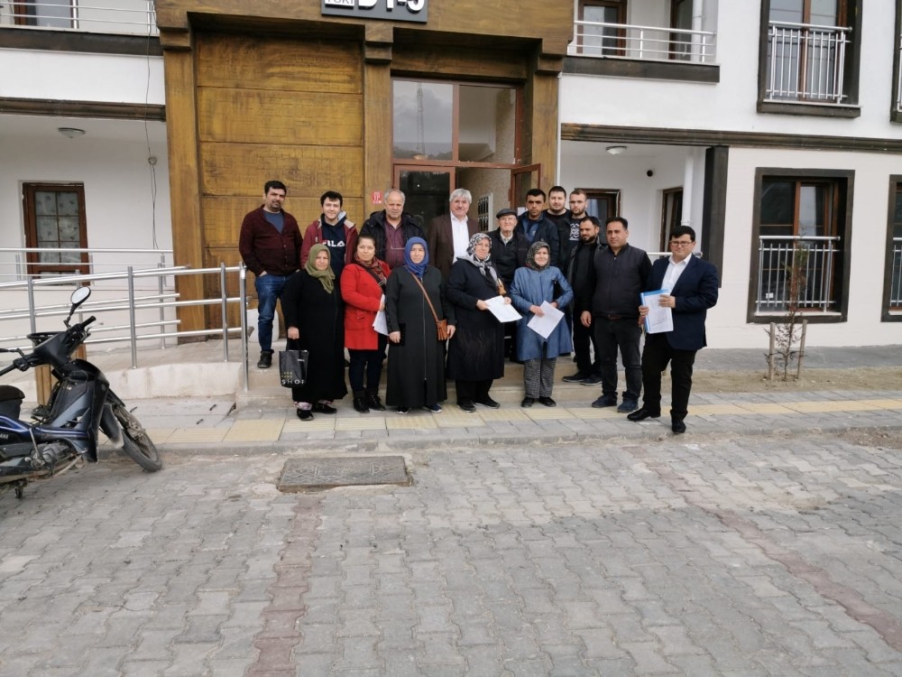 İvrindi’de TOKİ evlerinin anahtarları teslim edilmeye başlandı 