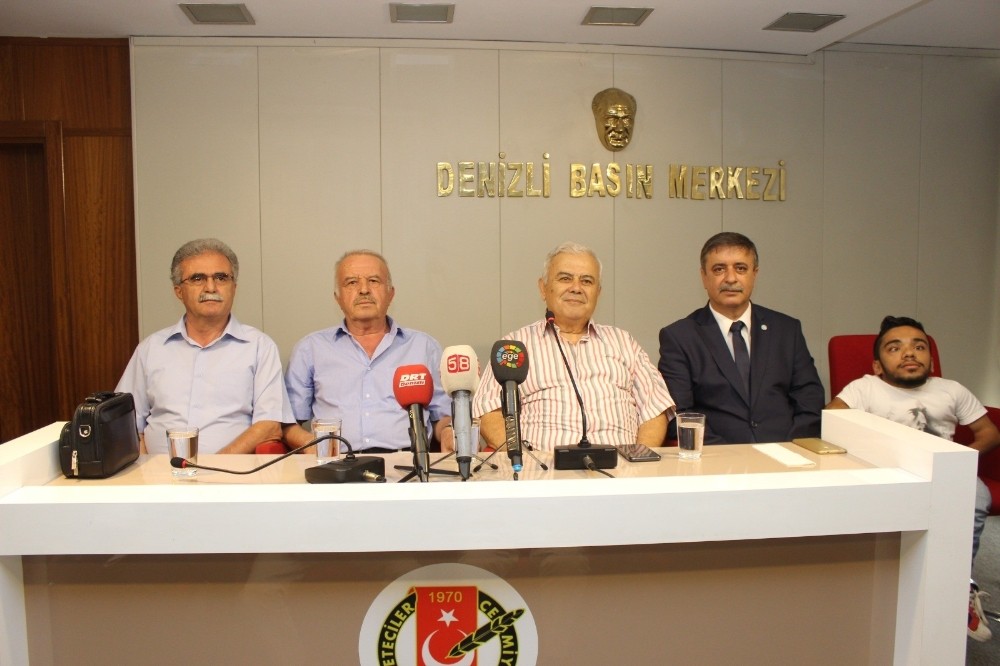 İyi Parti Denizli il yönetimi istifa etti 