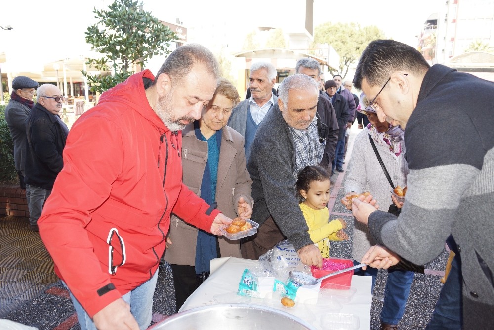 İYİ Parti Efeler Başkan adayı Çıldır’dan lokma hayrı 