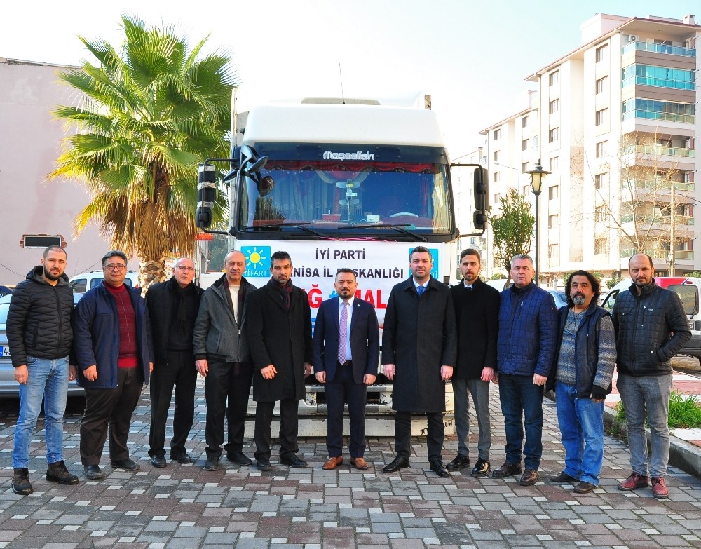 İYİ Parti Manisa’dan Elazığ’a yardım tırı 
