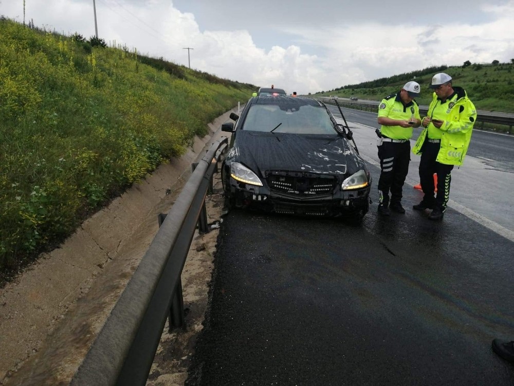 İYİ Parti milletvekili Ümit Beyaz trafik kazasında yaralandı 