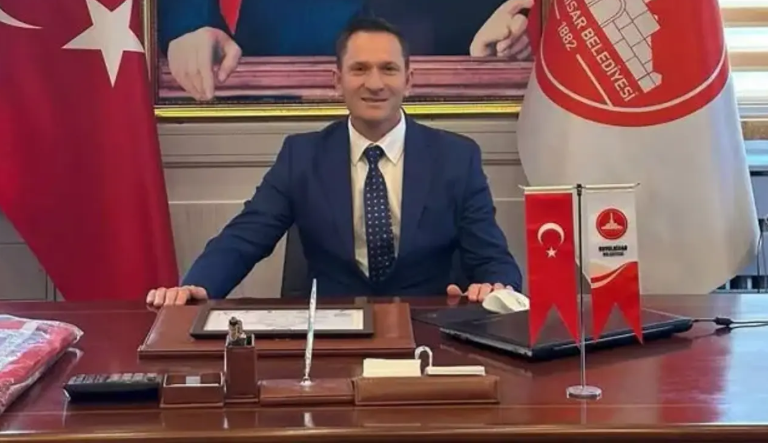 İYİ Parti’de bir istifa daha! Belediye Başkanı Karakullukçu yolunu ayırdı